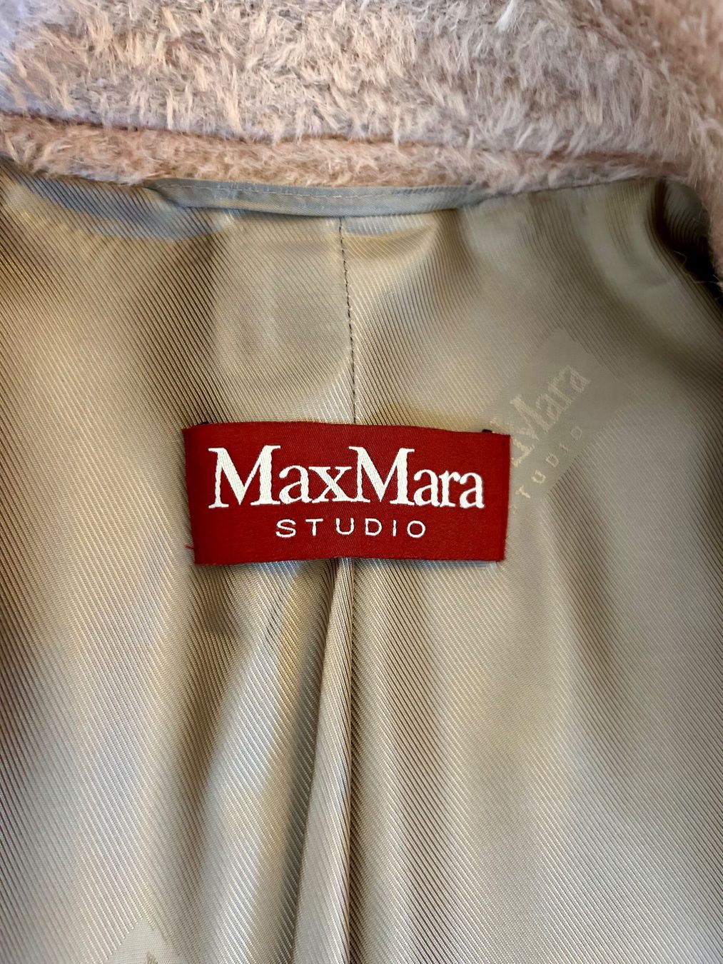 Max Mara Cappotti: Manteau MaxMara Studio Camel – Usato da GOCKHAUSEN venduto da chrismon 2