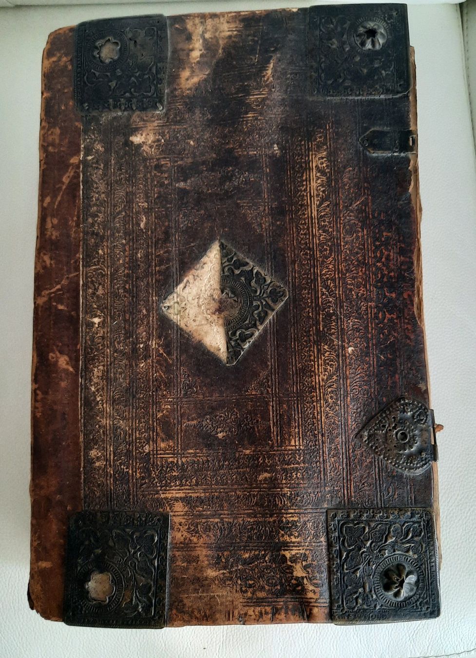 Libri: Antike Bibel, 1663, Luther, Vollleder, seltene Ausgabe – Usato da Greifensee venduto da Snowtime 1
