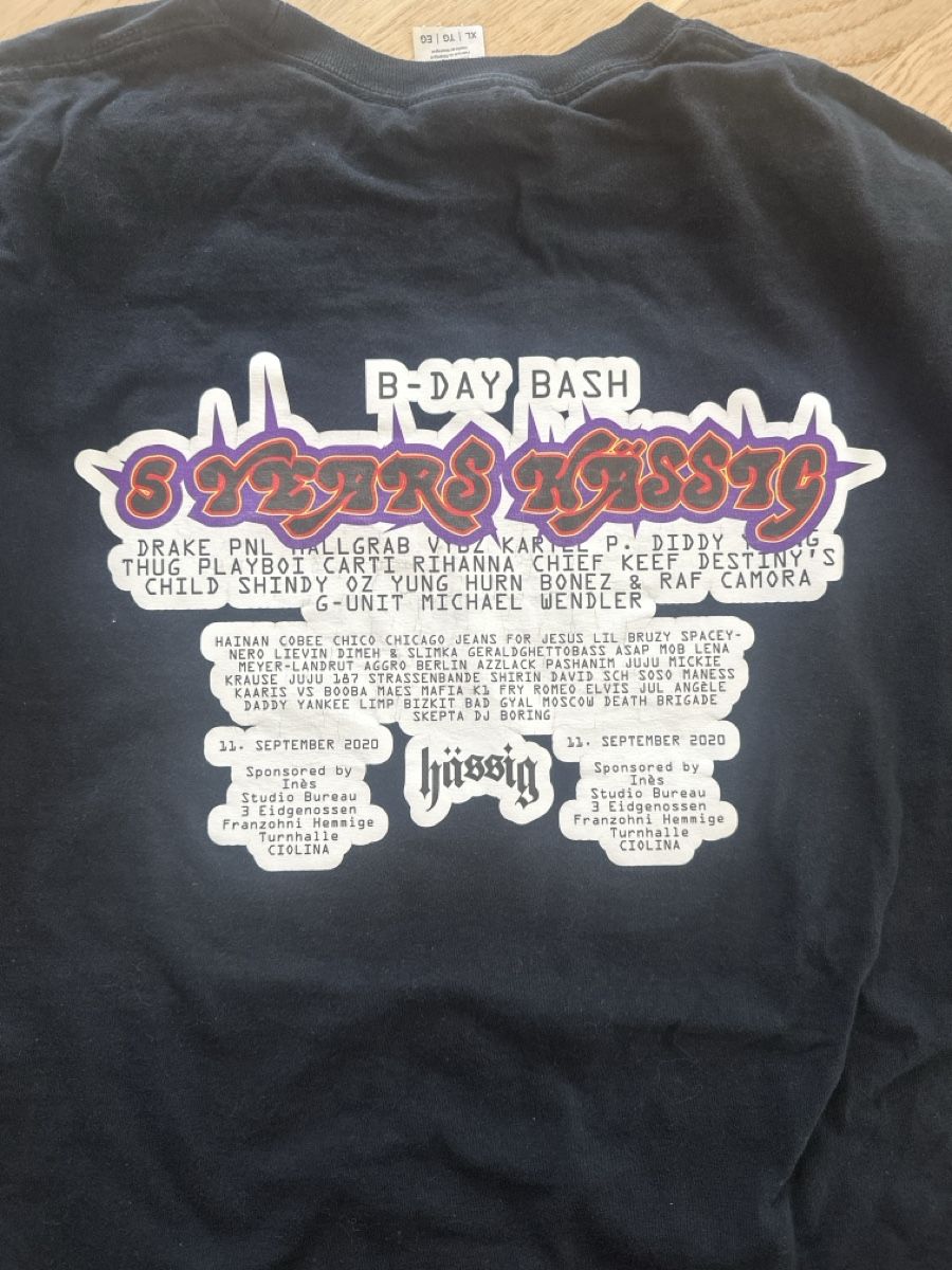 T-shirt: Hässig Tshirt XL  – Usato da Ostermundigen venduto da jurz 2