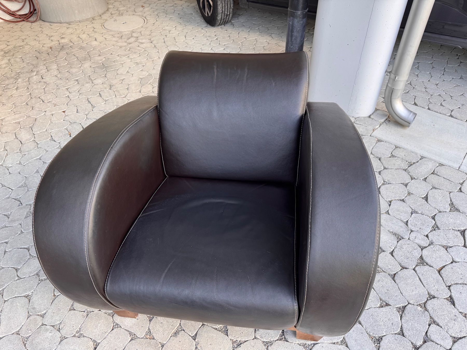 Sessel: Retro Leder Lounge Sessel mit Hocker – Gebraucht aus Horgen von Annabelle05 5