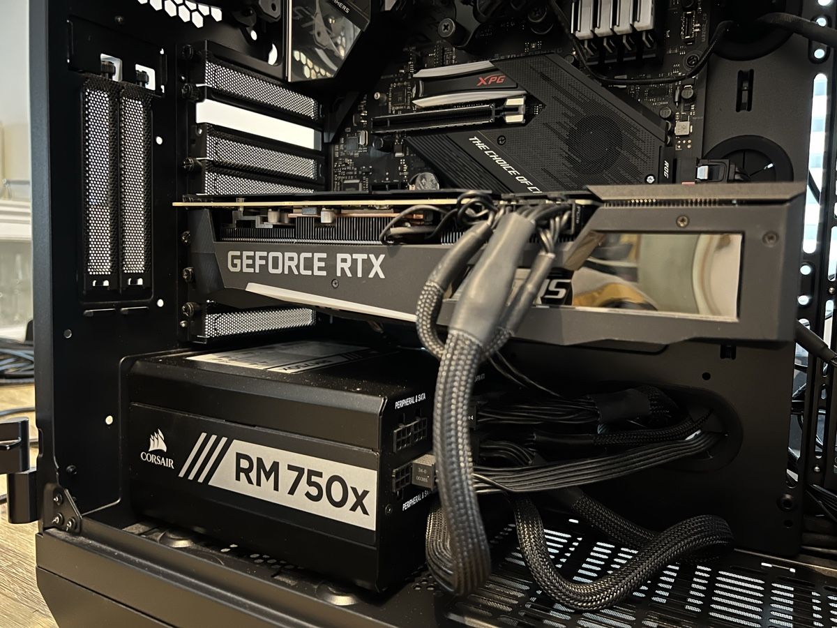 PC: Gaming PC RTX, RGB – Usato da Zürich venduto da DoSch3 9