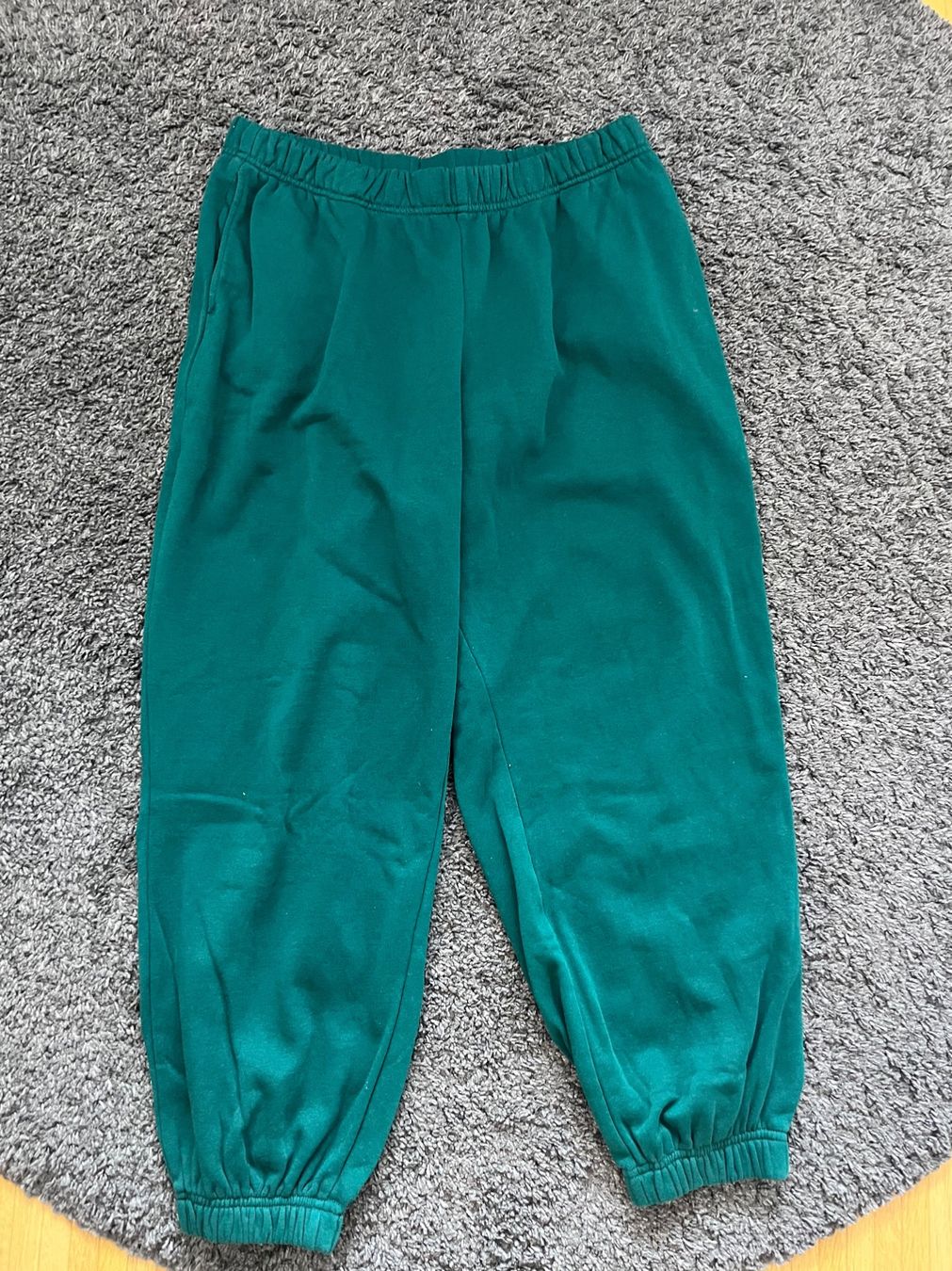 H&M Pantaloni: Jogginghose H&M – Usato da Rain venduto da Rasala3