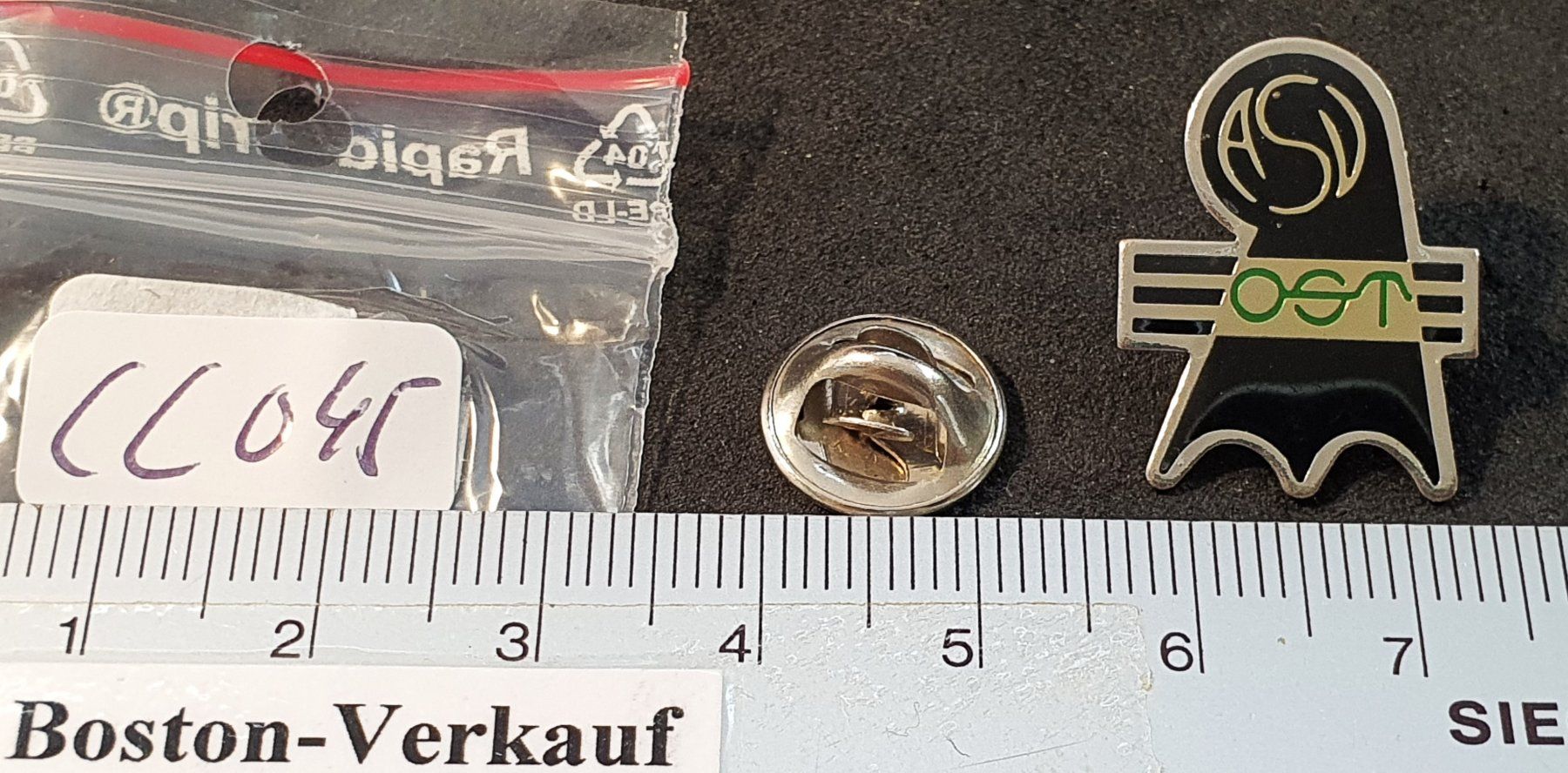 Placchette & Badge: CC045 - Pin ASV OST  Baslerstab Basel – Usato da Reinach BL venduto da Boston-Verkauf 1