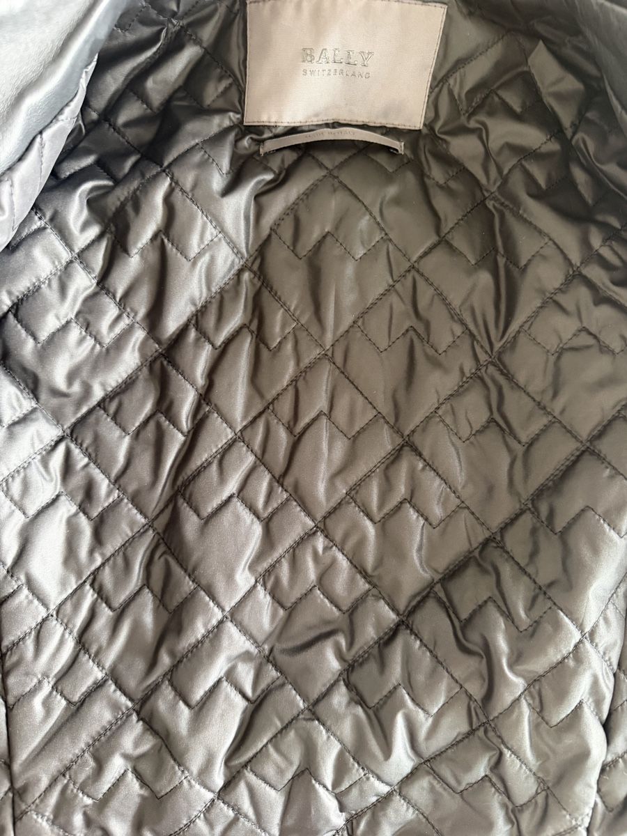 Bally Giacche: BALLY Lederjacke mit Lammfell Gr.34/XS – Usato da Meggen venduto da Contenance7 5