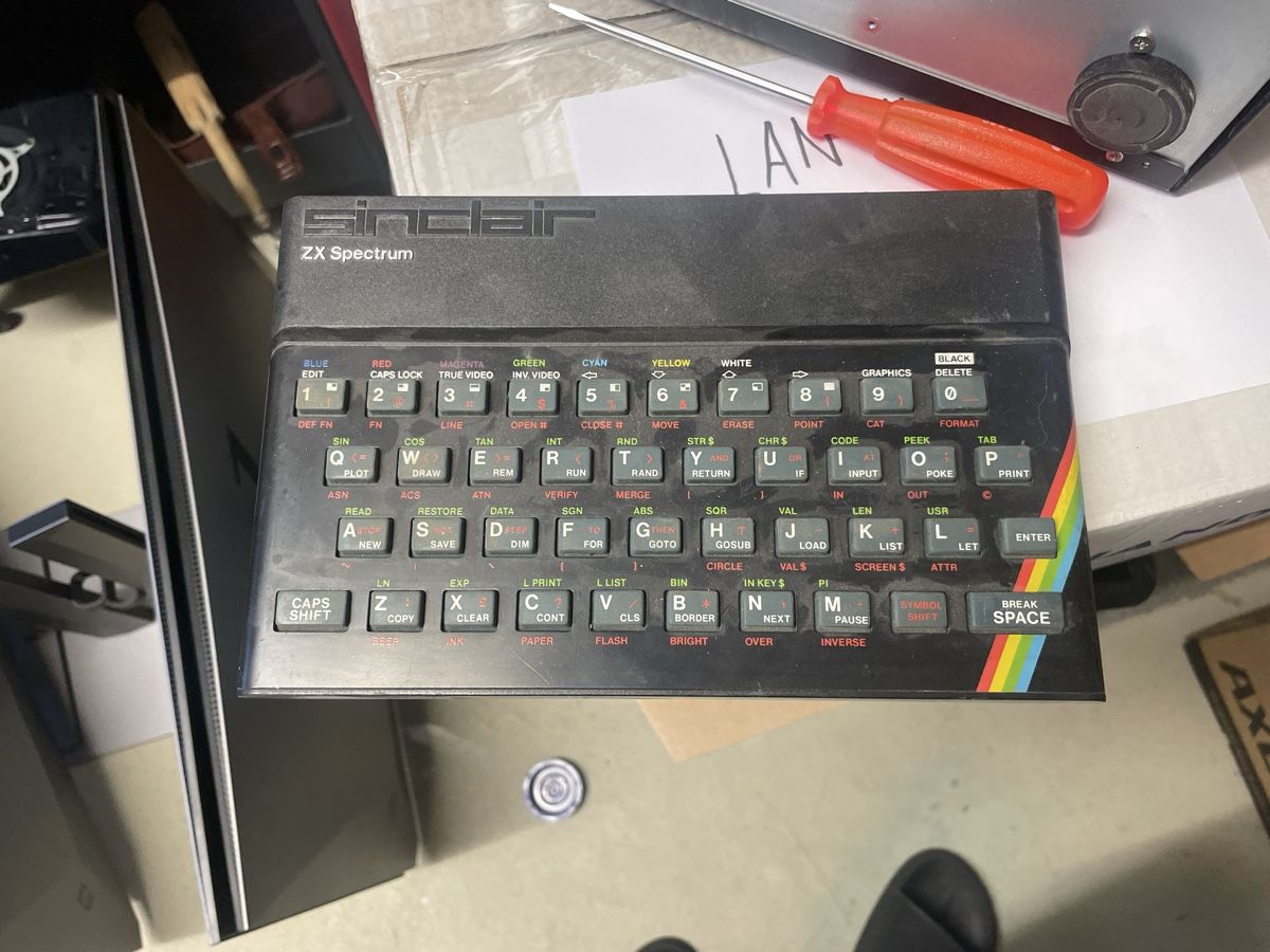 PC: Computer Sinclair ZX Spectrum 48K gebrauchter Zustand – Difettoso da Abtwil SG venduto da Kueng.MultiOutlet