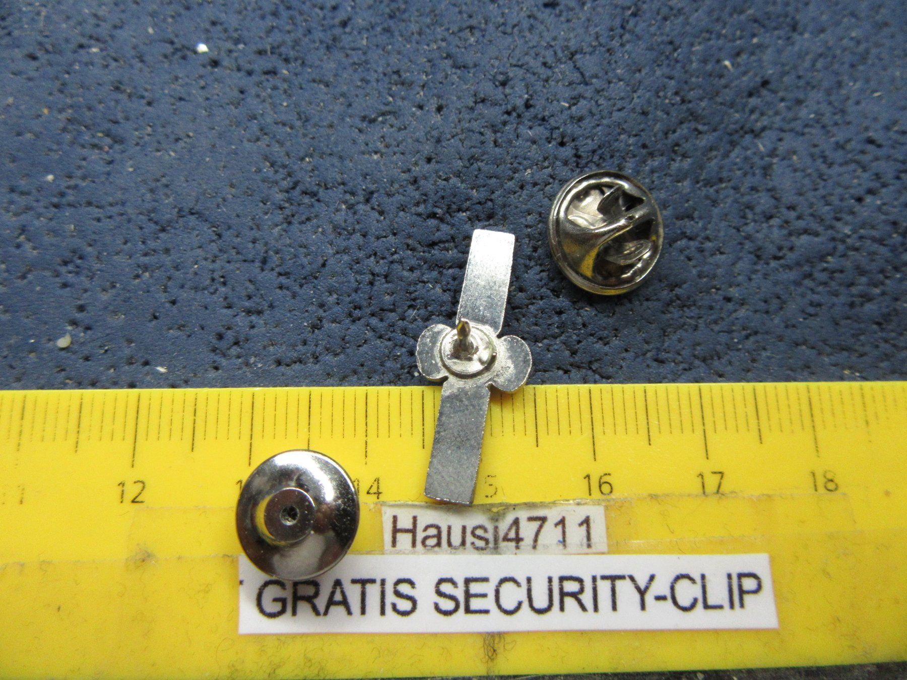 Placchette & Badge: SATELLIT ASTRA SCHMUCK-PIN KLEIN-FEIN mit SECURITY-CLIP – Usato da Ettingen venduto da Hausi4711 1