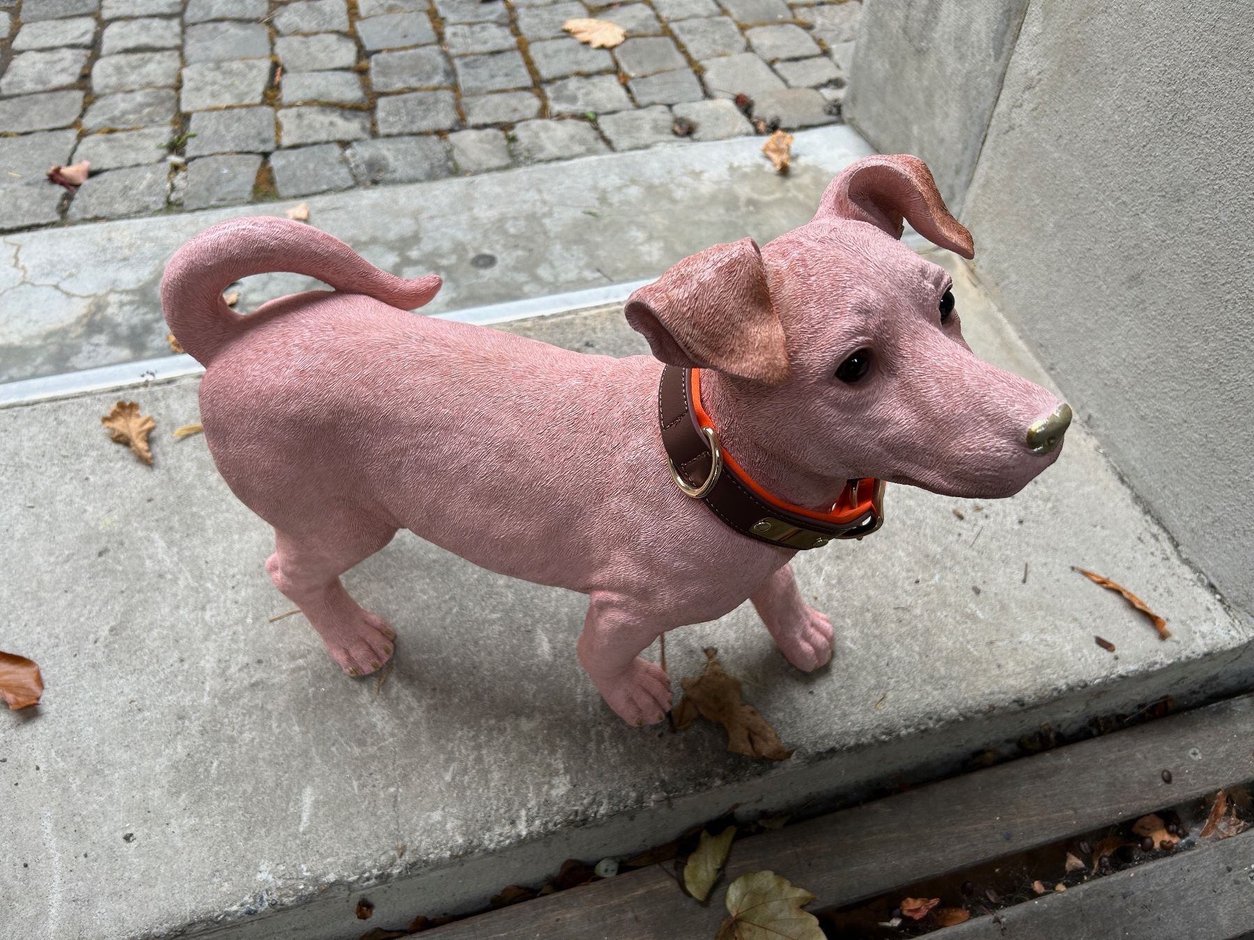 Statuette: H U N D rosa Nackthund – Usato da Rheineck venduto da emma.gut 2