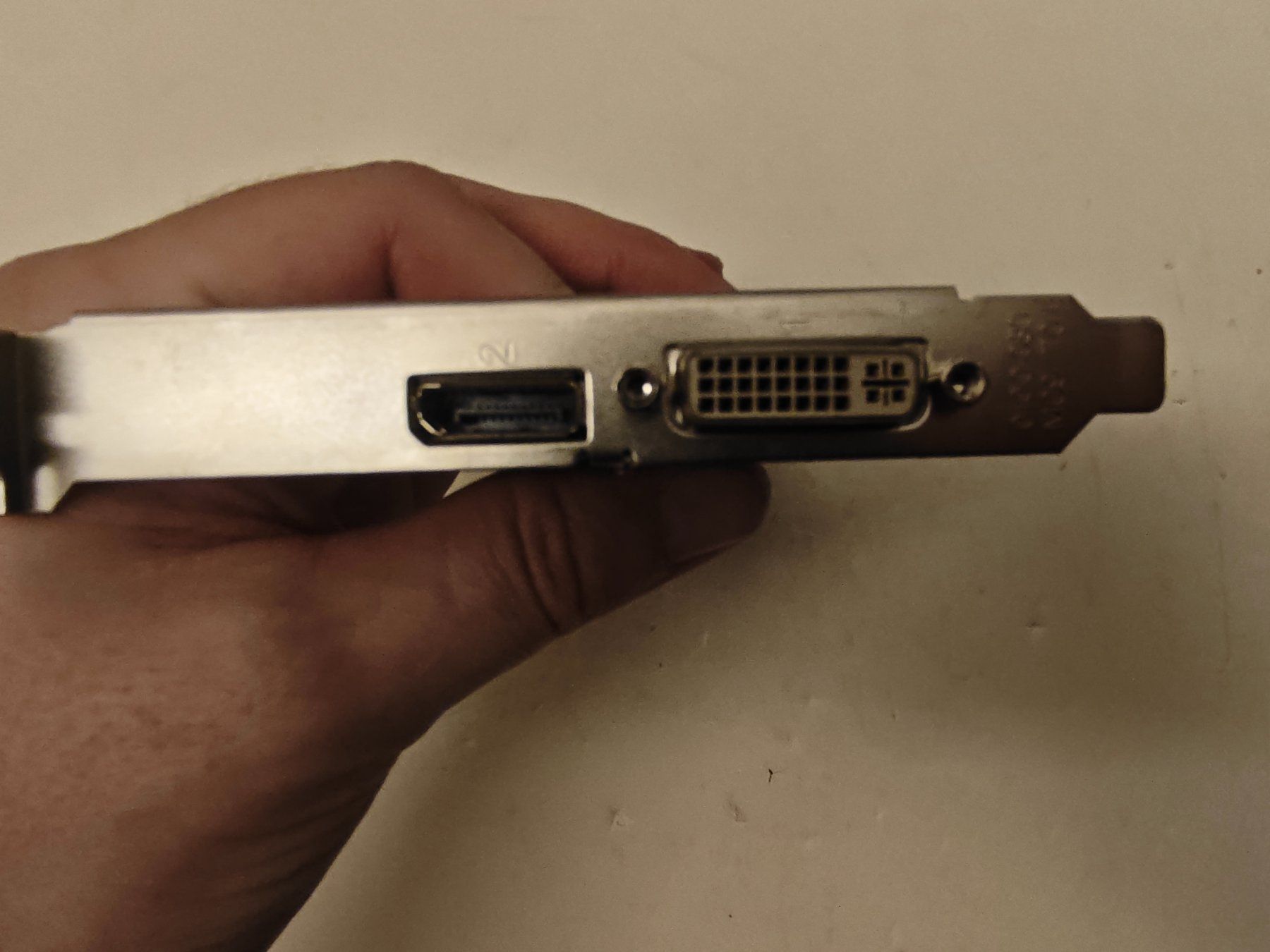 Nvidia Schede grafiche: Nvidia Quadro 600 – Usato da Dübendorf venduto da tho_v2cs 2