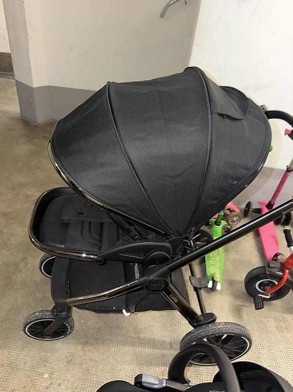 Kinderwagen: Kinderwagen mit Babyautositz – Gebraucht aus Bubendorf von sadiki08 1