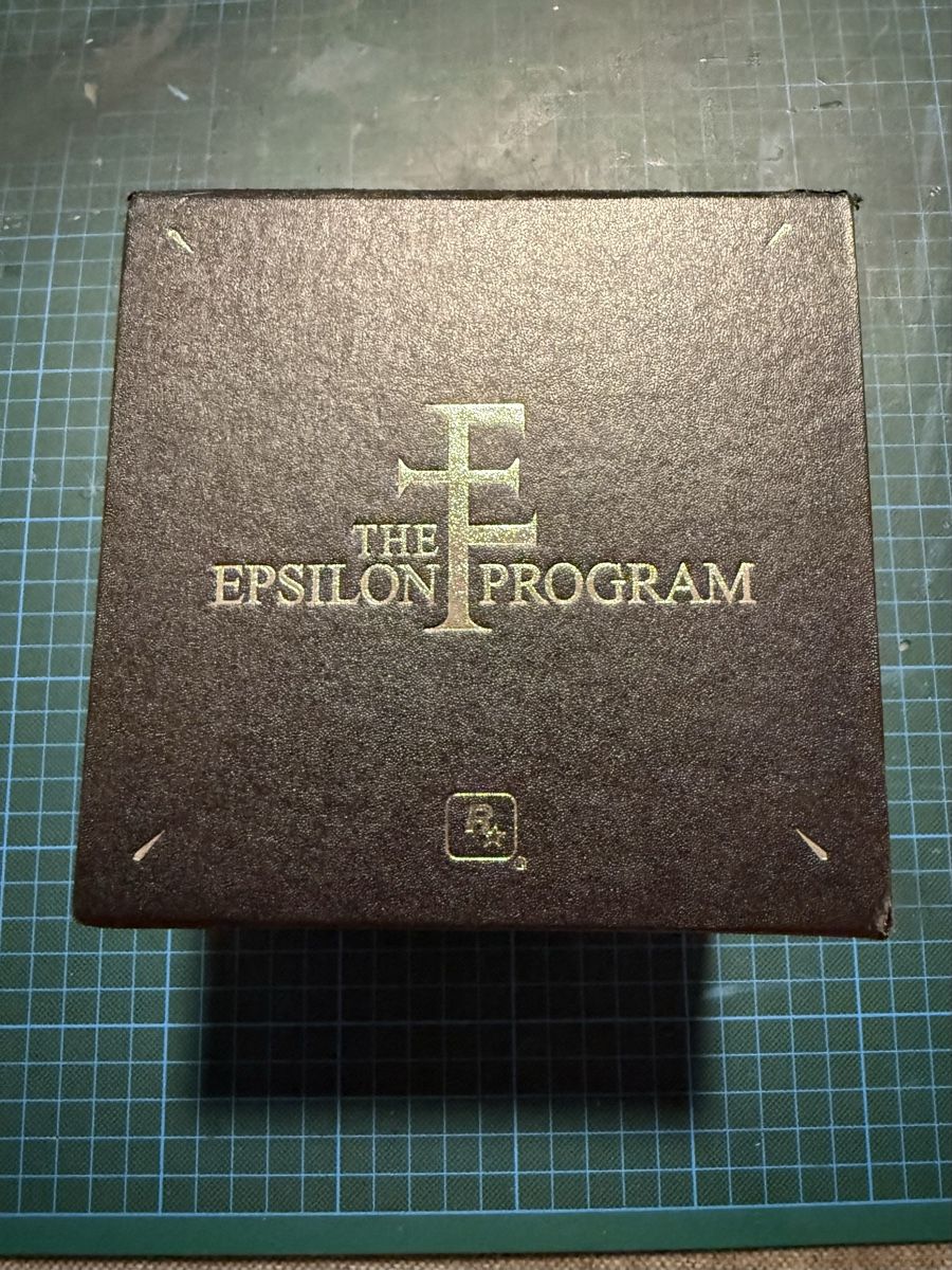 Pietre preziose: GTA V / Rockstar Games  Epsilon Program Kristall Pyramide – Nuovo (secondo la descrizione) da Biel/Bienne venduto da Jim.ts