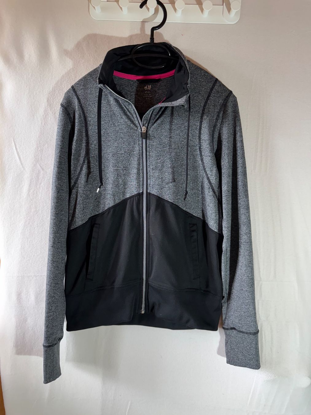 H&M Giacche: Jacke von H&M Sport Gr. S – Usato da Grosswangen venduto da second_hand_dress