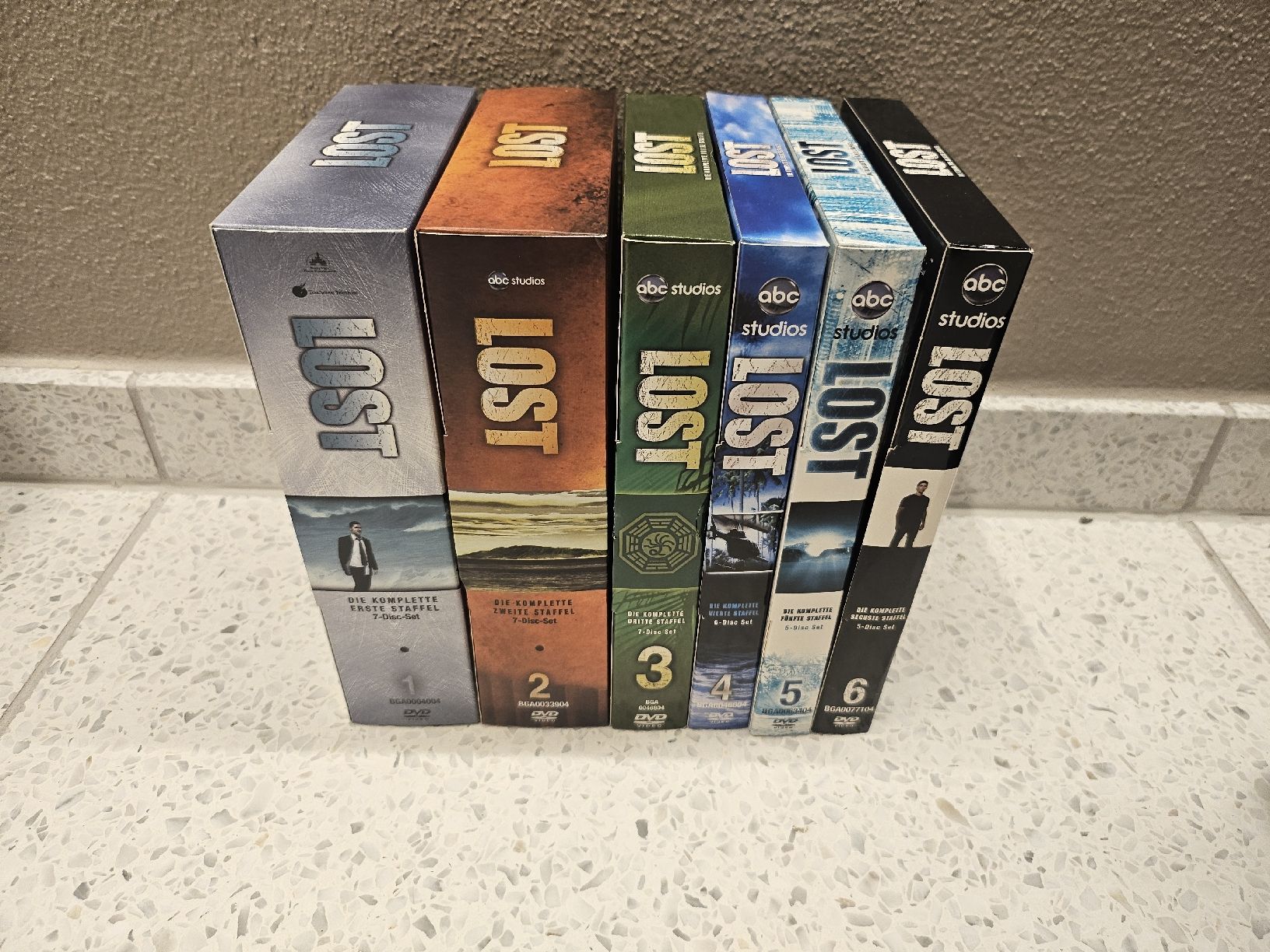 Tutti i DVDs: Lost - Komplette Serie – Usato da Zofingen venduto da Rafinator91