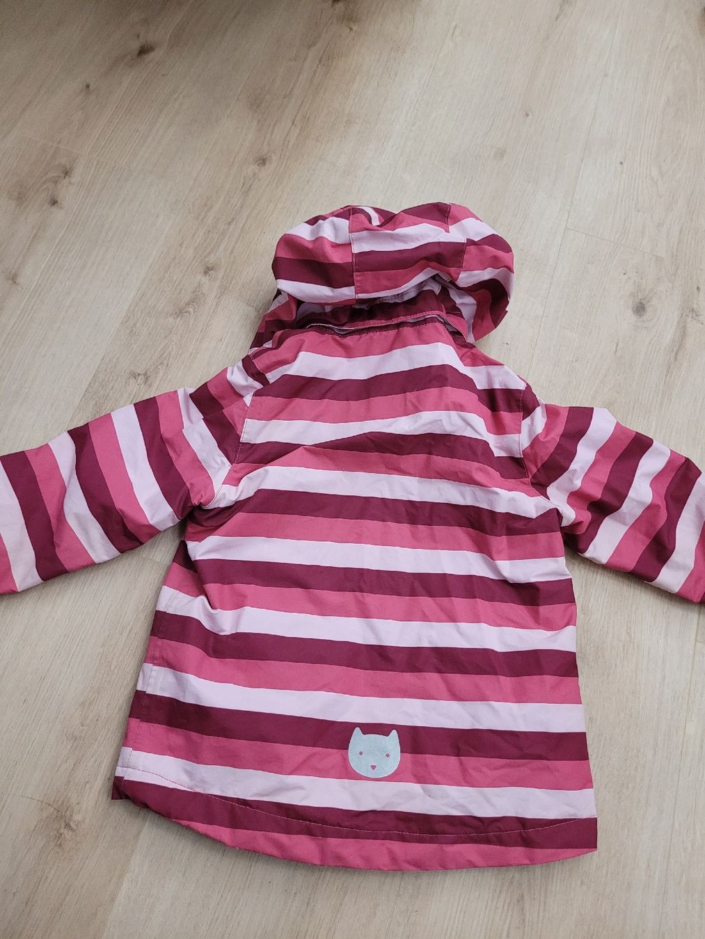 Jacken & Mäntel: Regenjacke Gr. 98/104 – Gebraucht aus Lupsingen von sta_wgg5 4