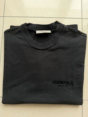Fear of God Essentials T-Shirt - M