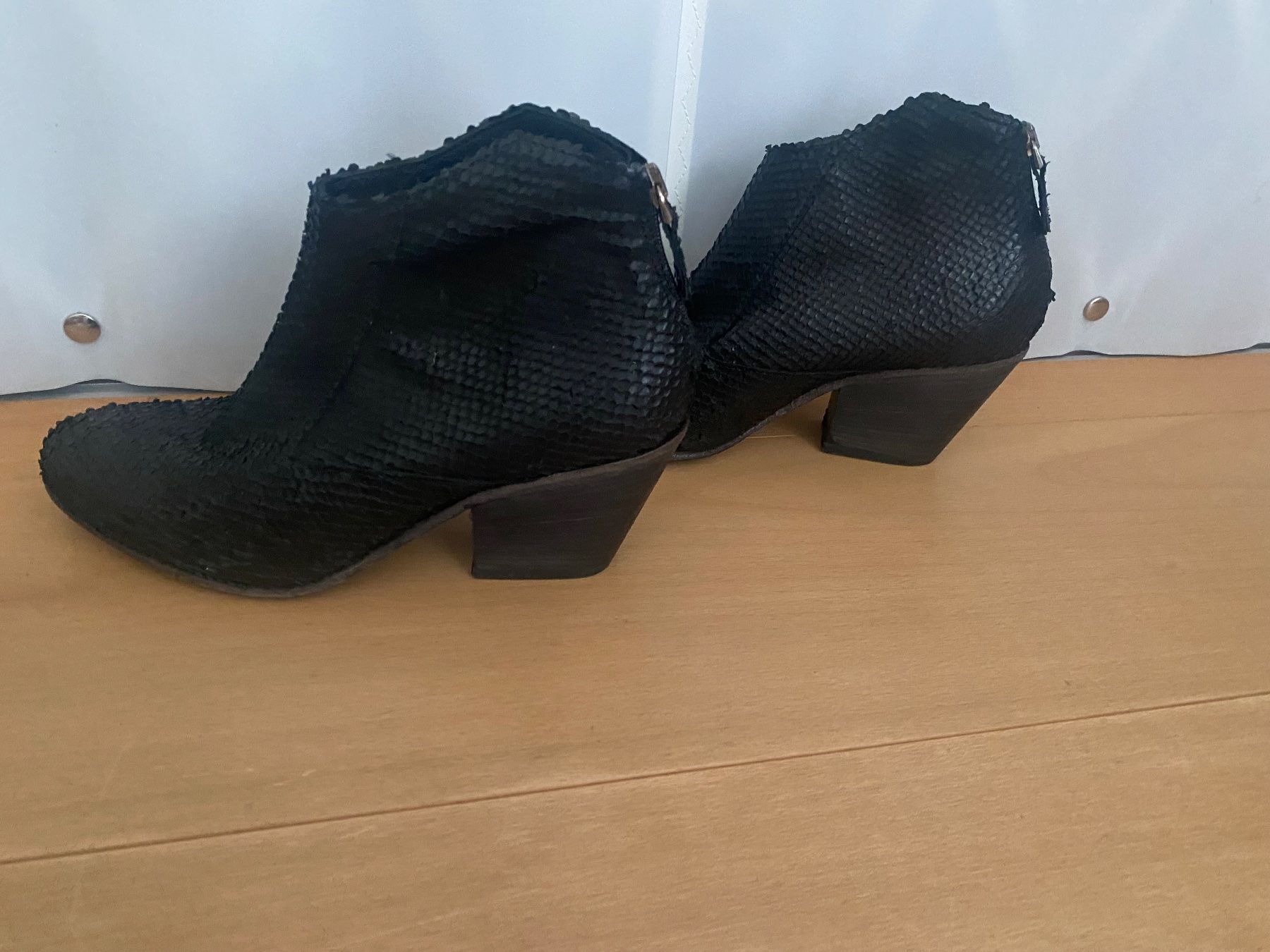 Scarpe da donna: Leder Stiefeletten History 541 – Nuovo (secondo la descrizione) da Luzern venduto da lou4444 3