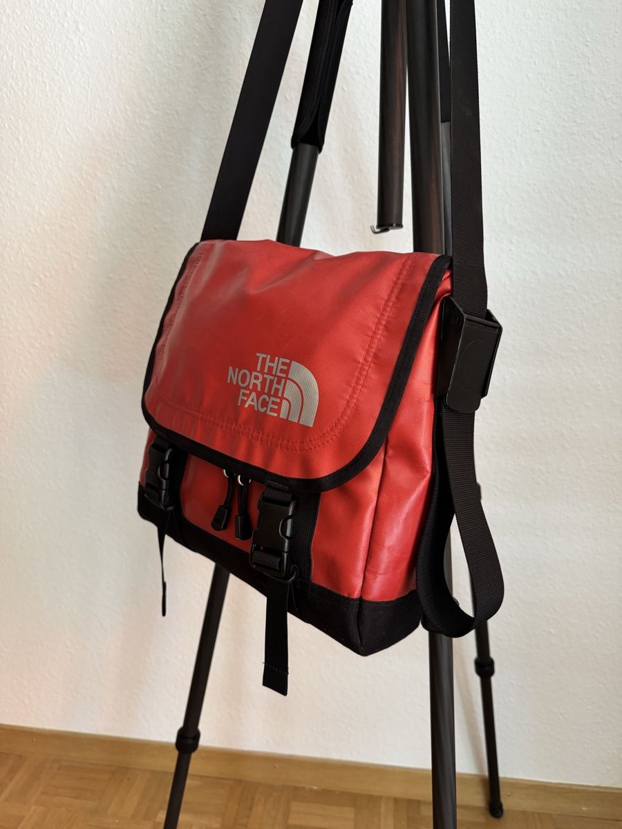 North Face Borse: North Face Tragetasche Rot – Usato da Zürich venduto da jrf_l6yk