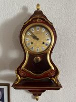 Wanduhr La Coultre Holz dunkel mit Golddekor gebraucht