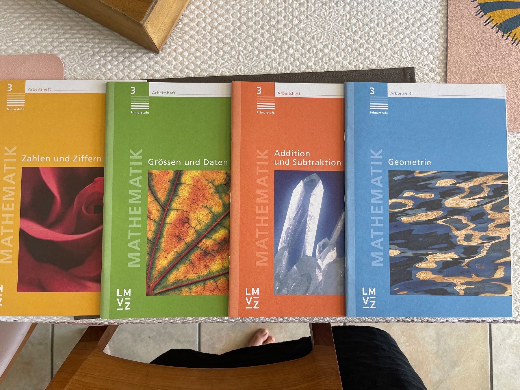 Schule & Studium: Schweizer Zahlenbuch 3 Mathematik 3 Klasse – Gebraucht aus Oberlunkhofen von  2