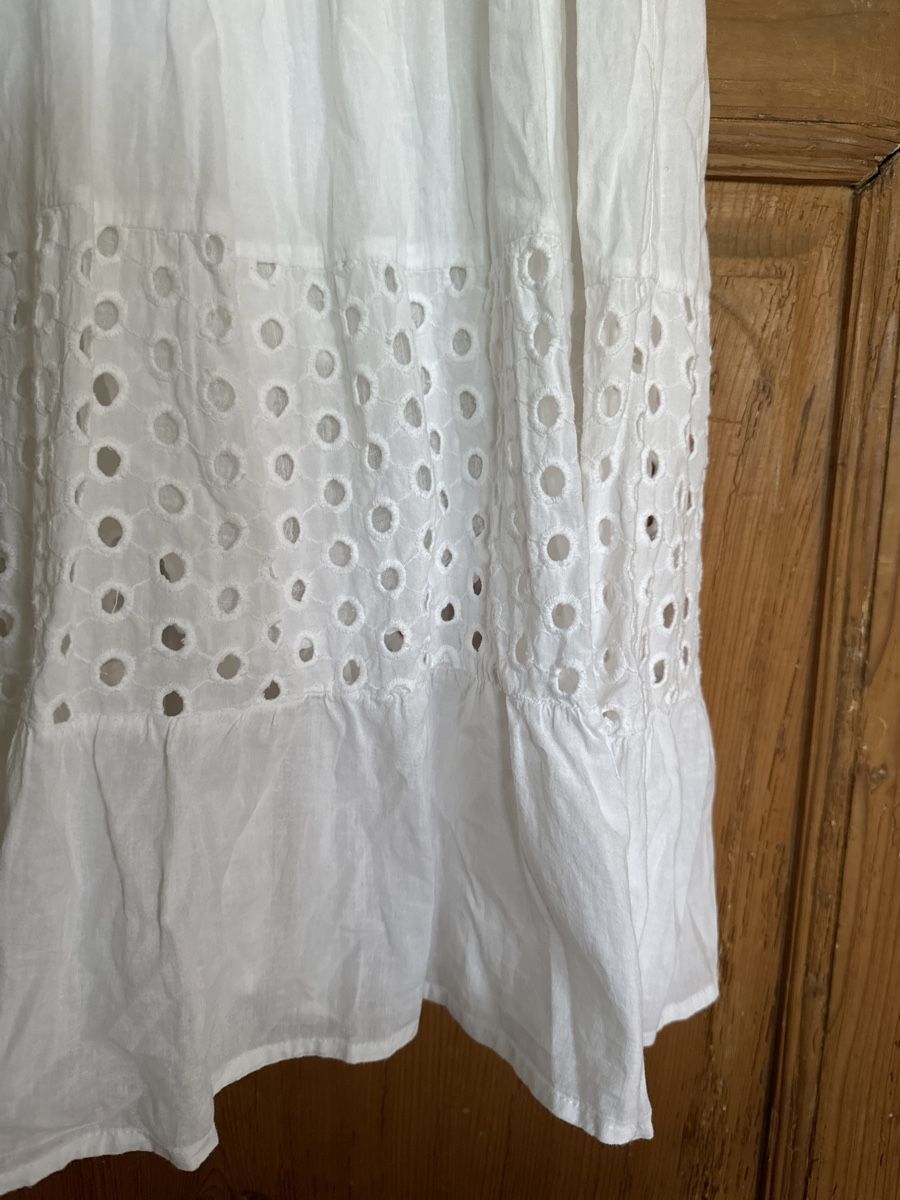 Kleider: Langes weisses Sommerkleid mit Träger – Gebraucht aus Cham von  5
