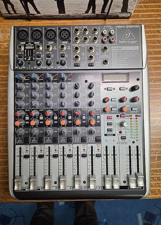 Behringer Mischpulte: Behringer Xenyx QX 1204USB Mischpult – Gebraucht aus Gossau SG von MihaiEngineer