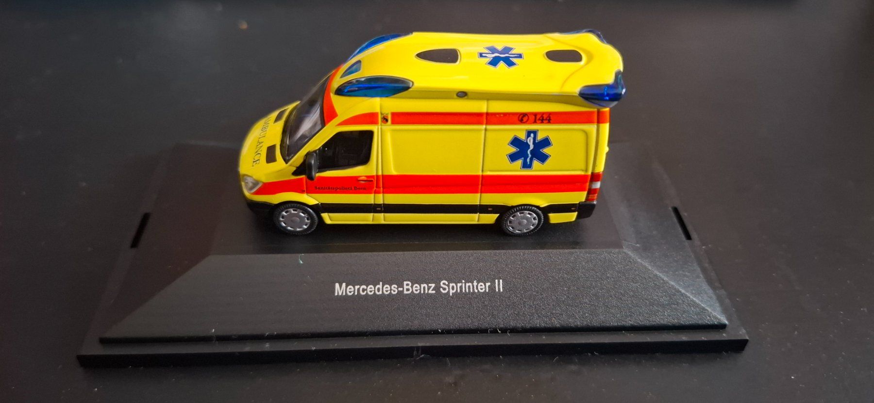 Schuco Modellini di ferrovie: MERCEDES Sprinter II - HO – Nuovo e nell'imballaggio originale da Morges venduto da iljamuromez