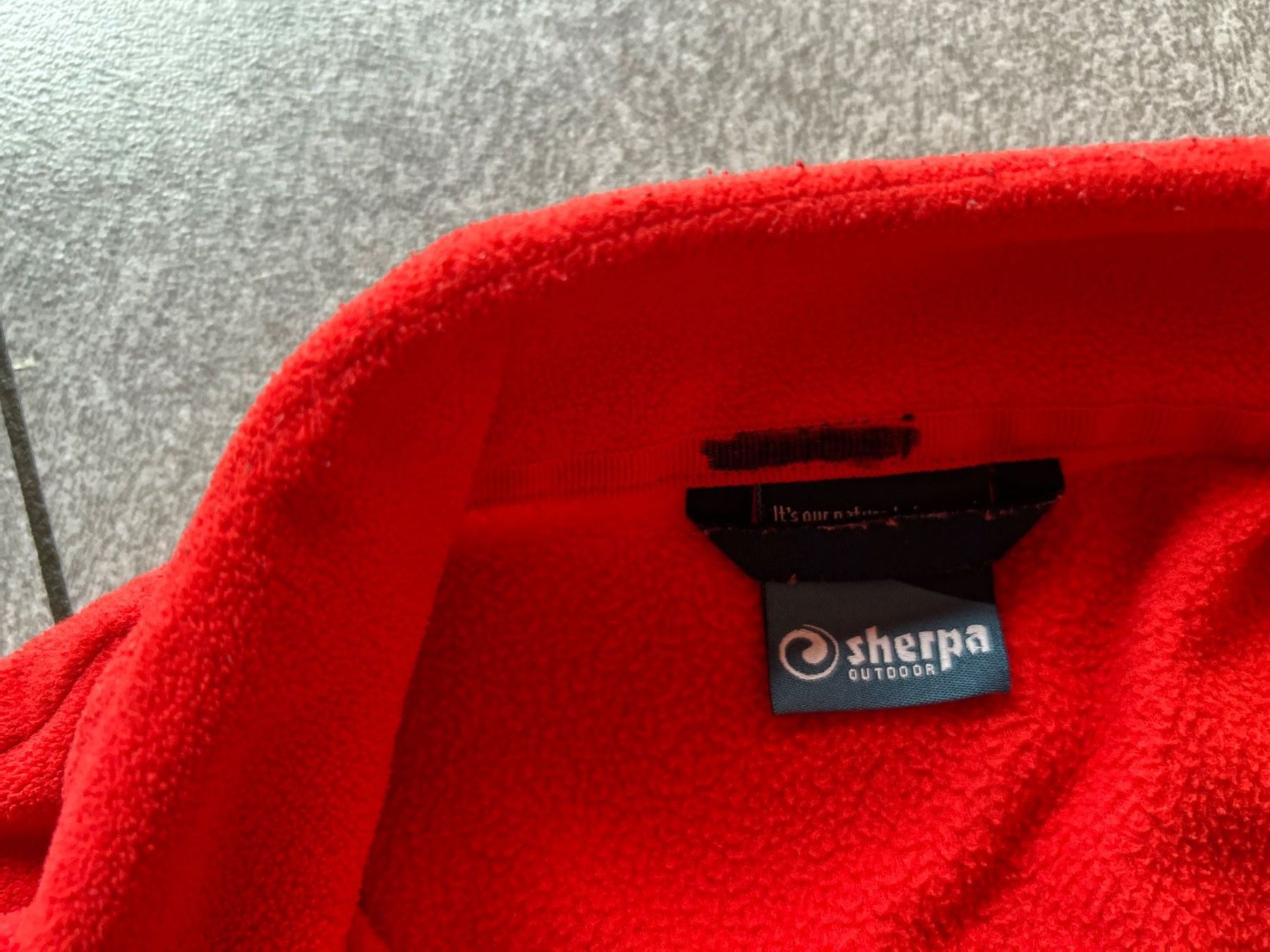 Sherpa Giacche: Fleece Pull SHERPA rot  gr. 152 – Nuovo (secondo la descrizione) da Arbedo venduto da nadia1973 1