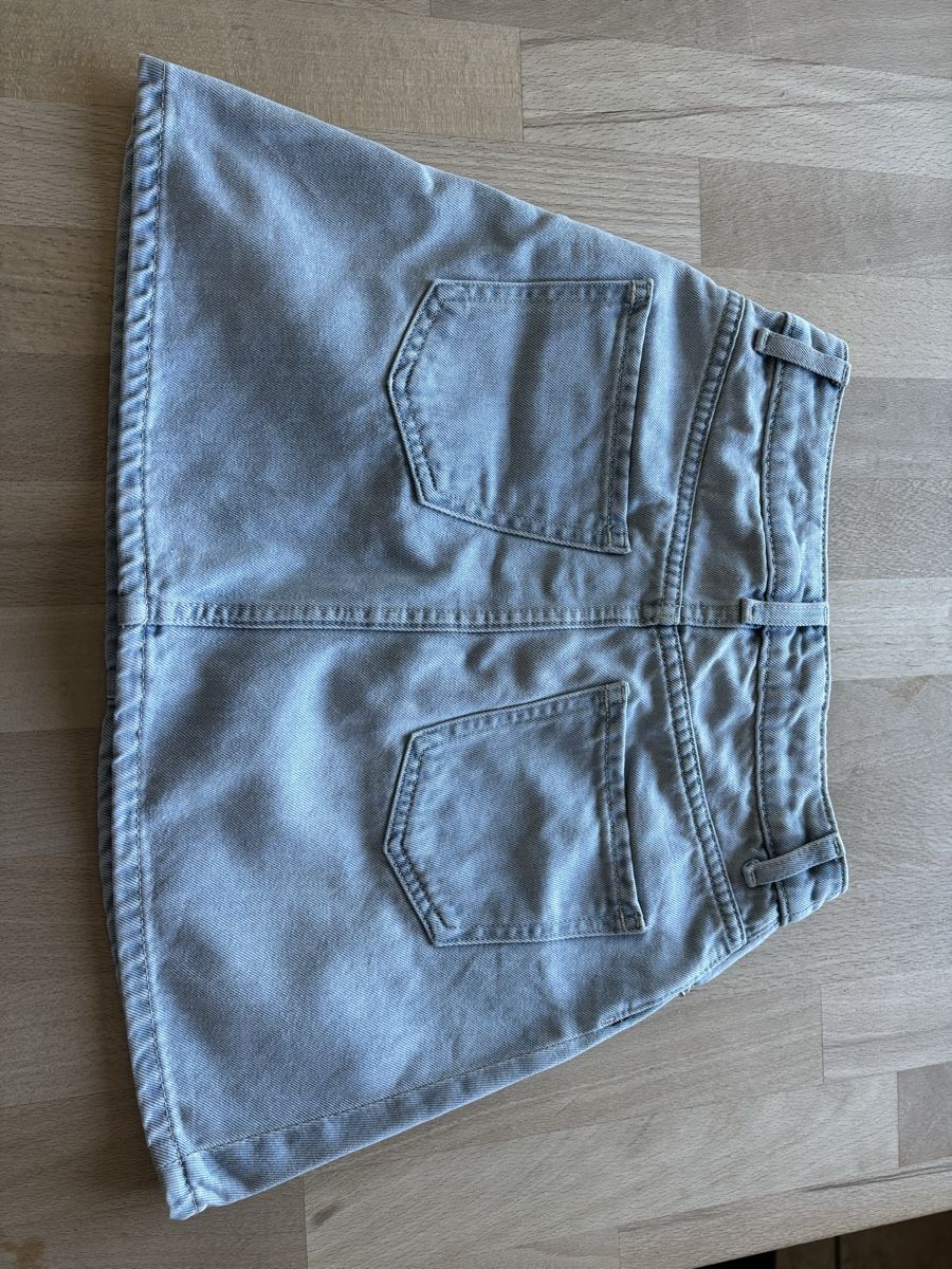 H&M Gonne: heller Jeans Jupe (Gr. 32) – Usato da Nürensdorf venduto da ali_qyh6 1