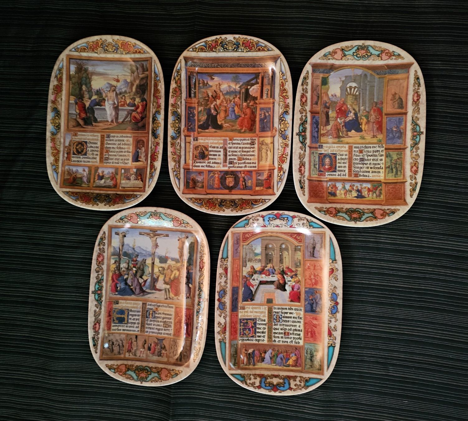 Assiettes: VATIKAN IKONE TELLER 5 STÜCK – Neuf avec emballage d'origine à Schönenwerd par Sneki55