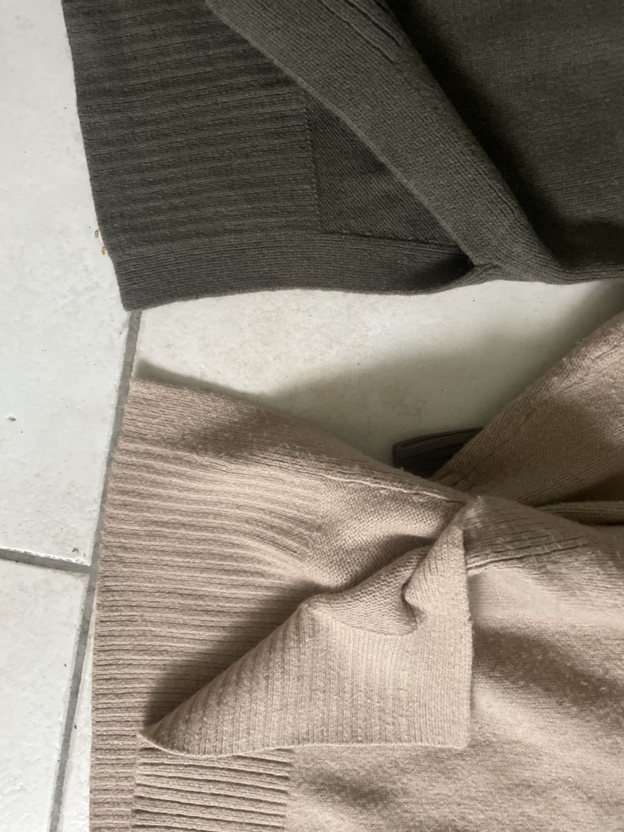 H&M Maglioni & Felpe: 2 H&M Strick Rollkragpullover, Gr. S, Wolle, neuwertig, – Nuovo (secondo la descrizione) da Obergerlafingen venduto da cabo4 1