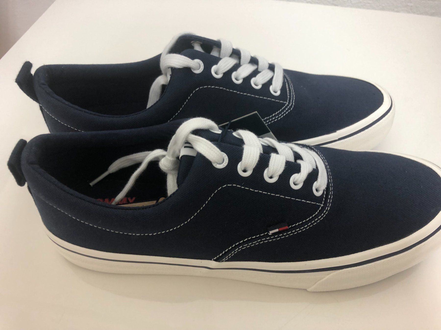 Chaussures hommes: Neue Sneakers von Tommy Jeans – Neuf (Voir description) à Gränichen par lizama 2