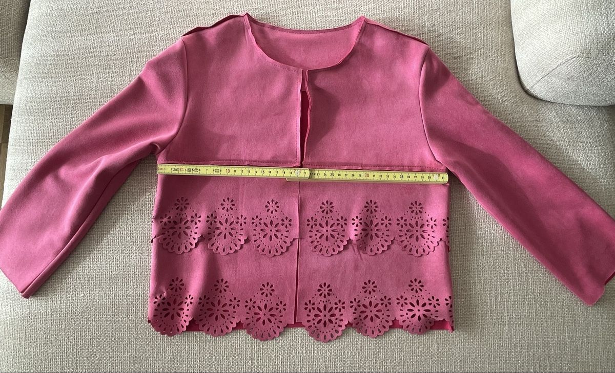 Giacche: Pinke Blazer Jacke mit Lochmuster – Usato da St. Moritz venduto da cri_h9tt 6