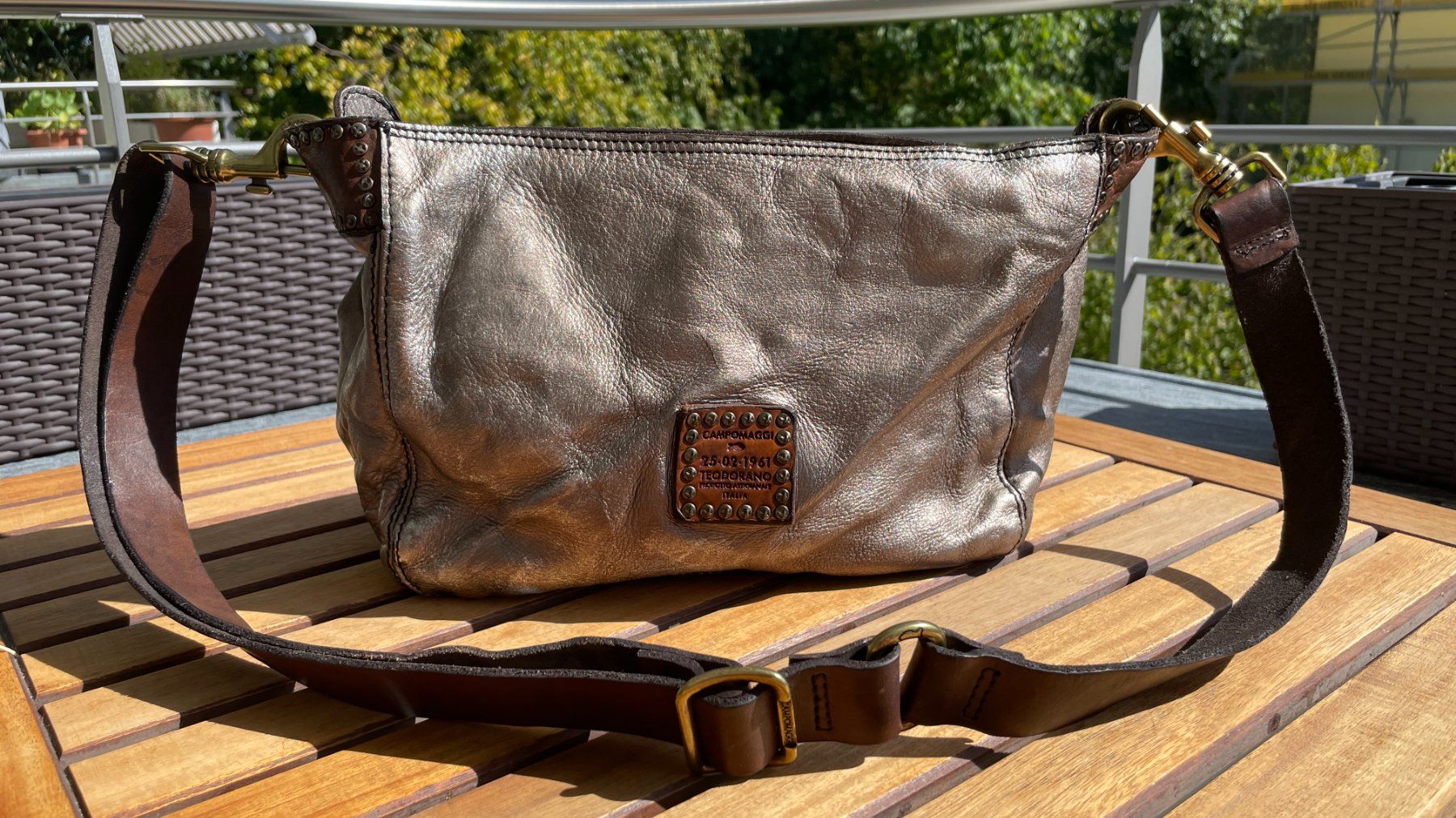 Campomaggi Taschen für Damen: Edle Campomaggi Ledertasche – Gebraucht aus Bern von .DolceVita.