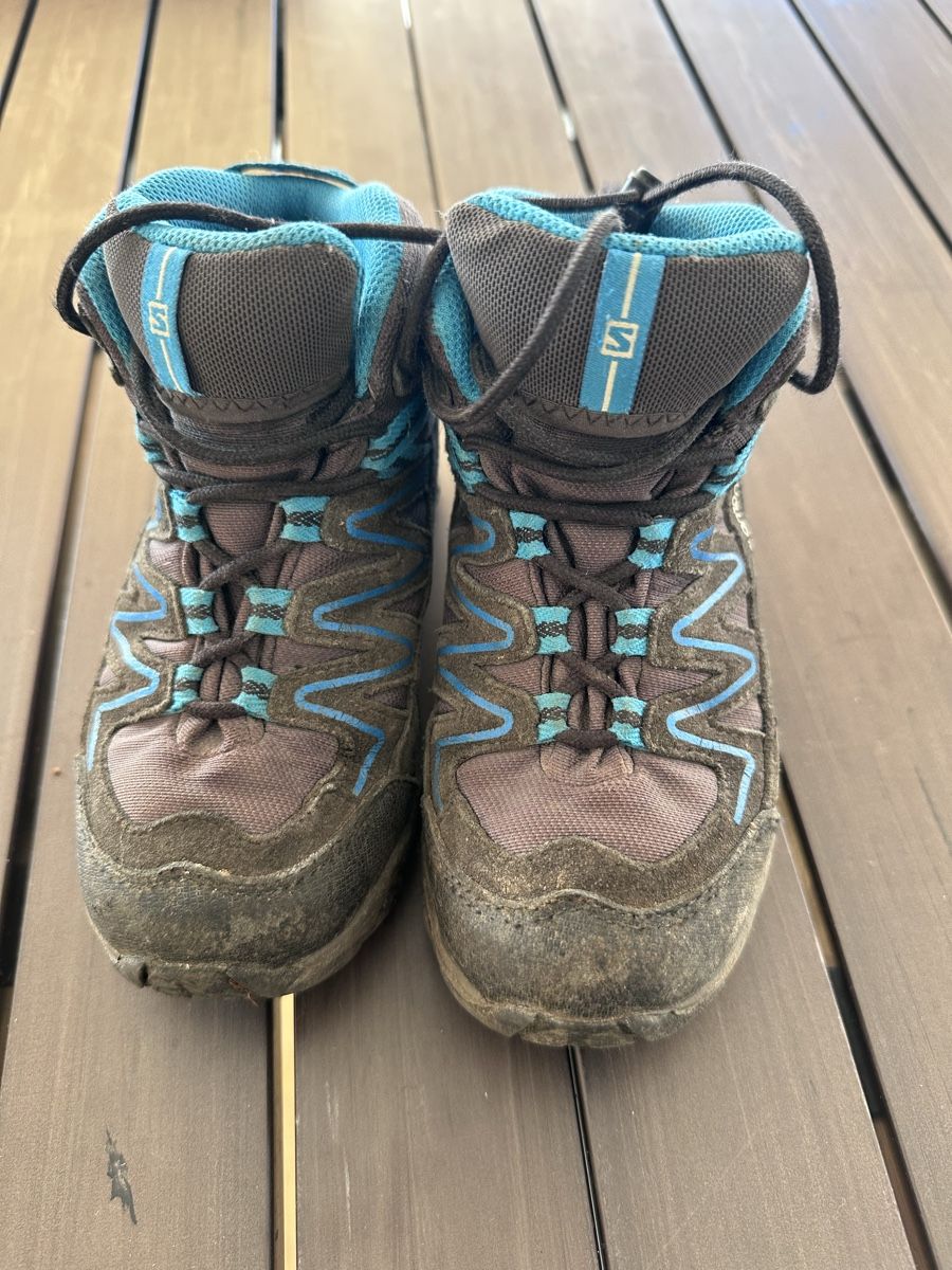 Salomon Scarpe da uomo: Salomon Wanderschuh Grösse 30 – Usato da Steinhausen venduto da Corinne40149