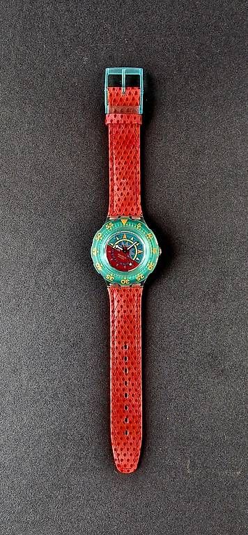Orologi: Swatch Scuba 200 Tipping Compass SDK111 – Usato da Bassersdorf venduto da Zwoebschi