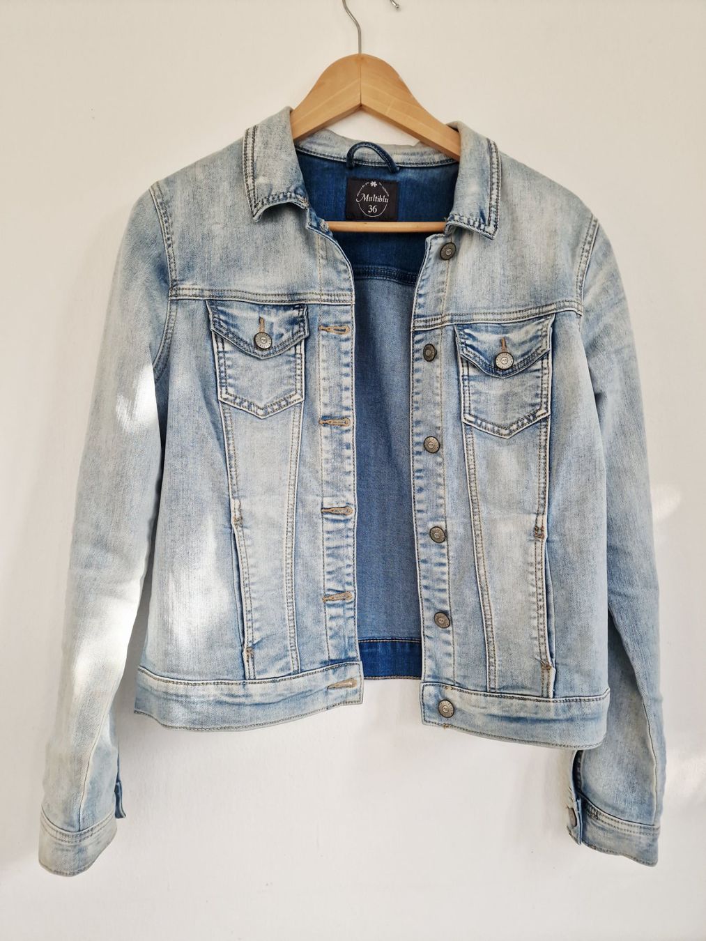 Giacche: Damen Jeans Jacke Multiblu Gr. S 36 Hellblau – Usato da Hallau venduto da CHACLA 1