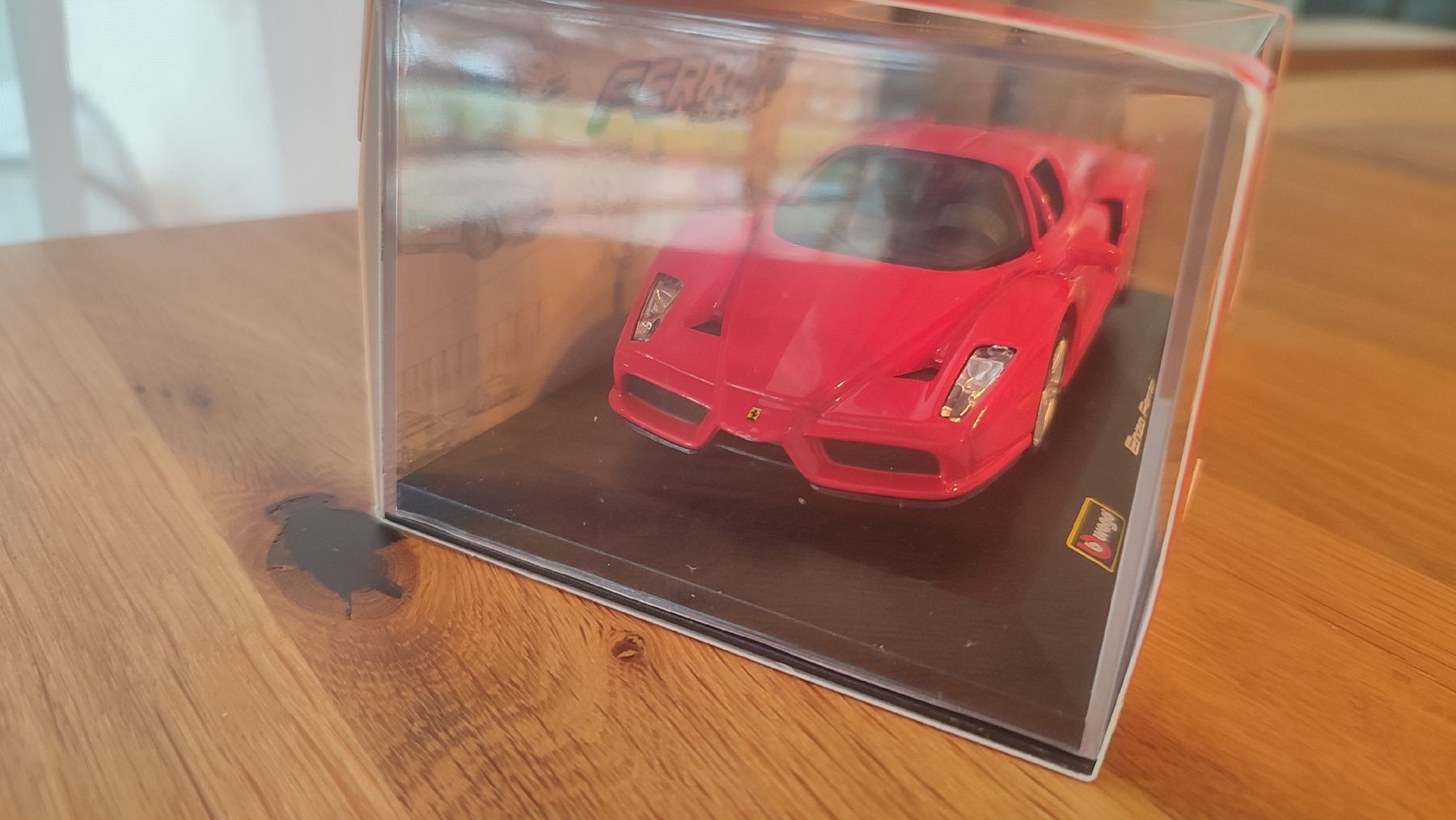 Ferrari Modellini d'auto: Ferrari Enzo Modellauto 1/32 – Usato da Bäretswil venduto da Gartenzwergin 3