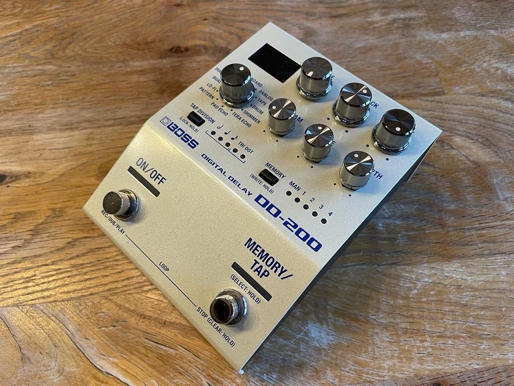 Boss Digital Delay DD200 Kaufen auf Ricardo