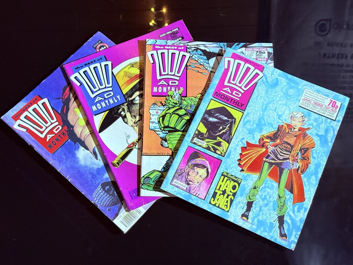 Comics: 4x 2000 AD Monthly Comics - Januar 1990 /english – Gebraucht aus Zuerich von SonderArt-Wertgut 5