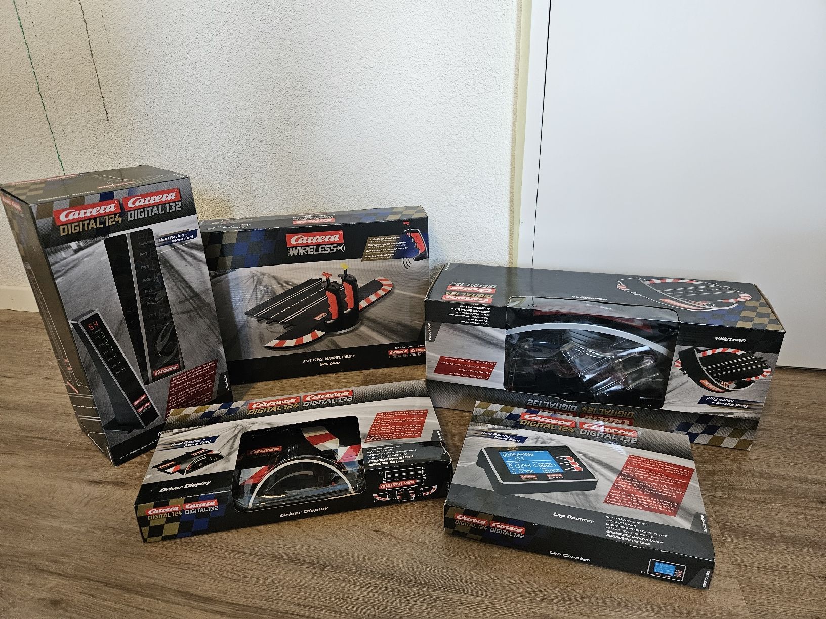 Carrera Circuits: Carrerabahn Digital, Komplettset, Carreraautos – Neuf (Voir description) à Laupersdorf par Jinscha