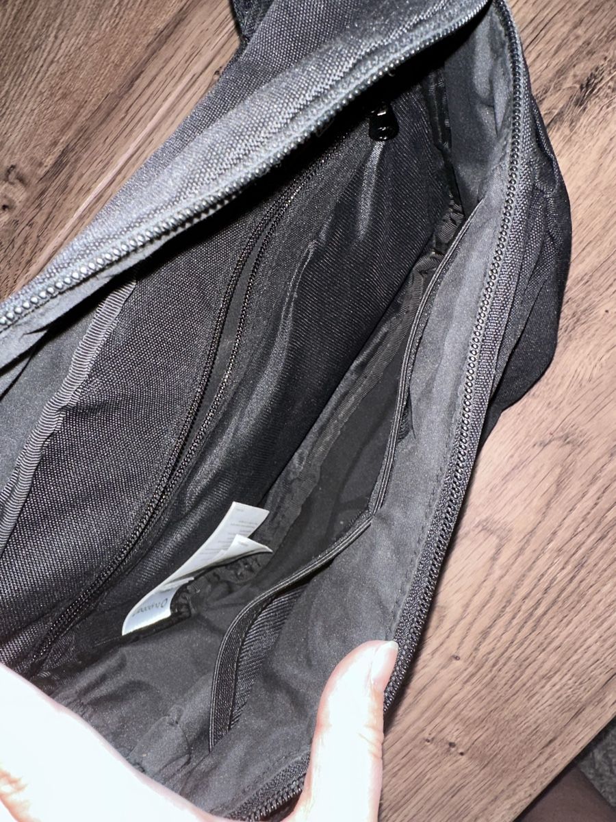 Bugaboo Borse: Bugaboo Organizer Tasche Midnight Black  – Nuovo (secondo la descrizione) da St. Gallen venduto da Nood 1