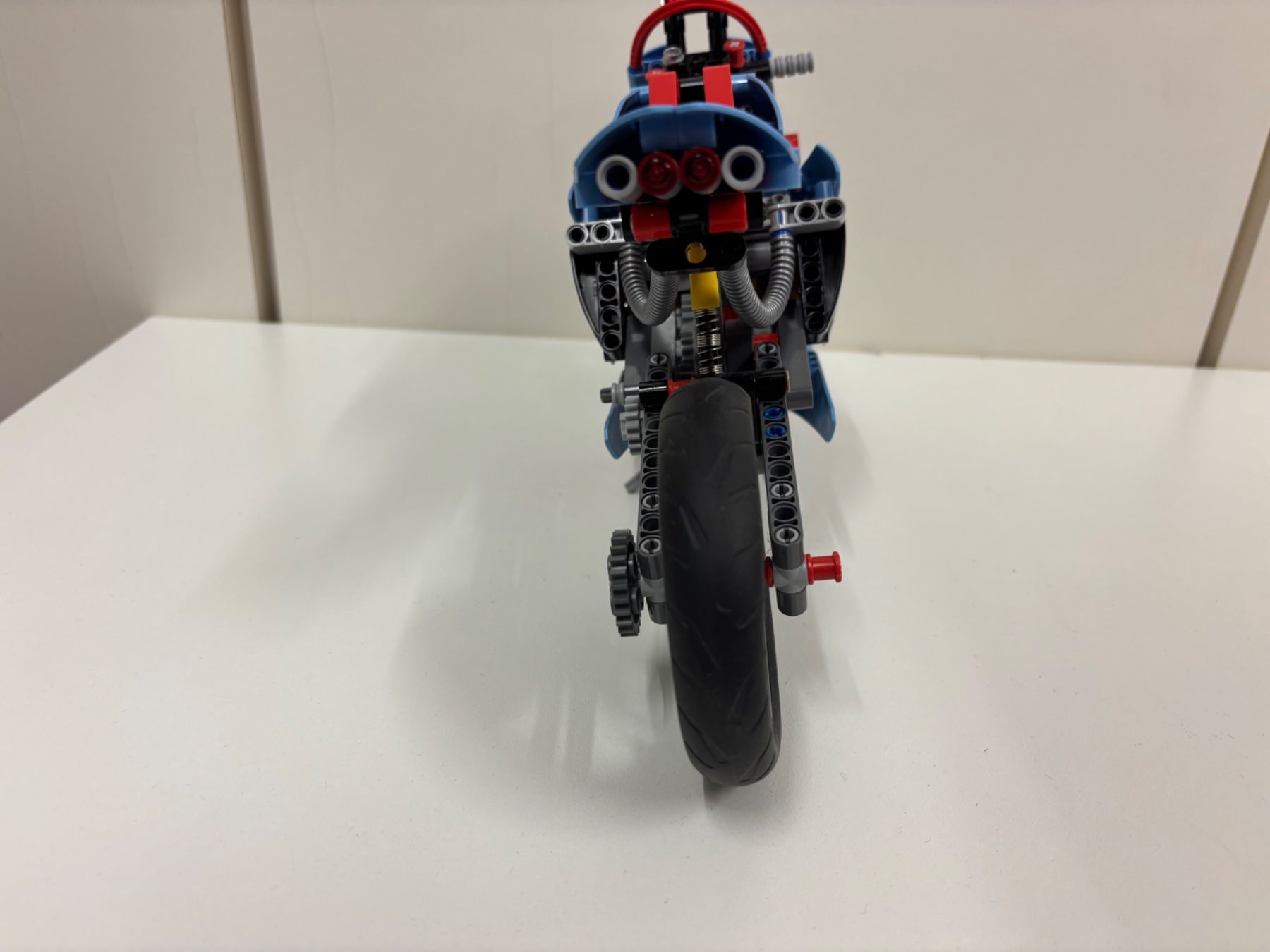 Technics Baukästen: LEGO Technic Rennmotorrad LT1 42036 – Gebraucht aus Bottmingen von Botbas 4