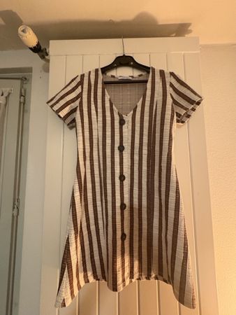 Kleid Zara gestreift braun weiss neuwertiger Zustand