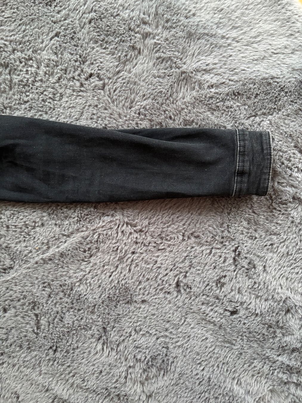 Only Giacche: Stylish black denim jacket, size S – Usato da Wichtrach venduto da Re_Fit 5