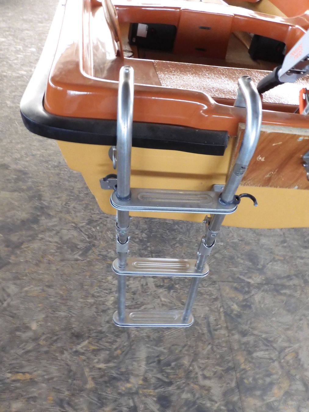 Barche: WAR Ruderboot mit Torqeedo Motor gebraucht – Usato da Beinwil am See venduto da Kmlkml 8