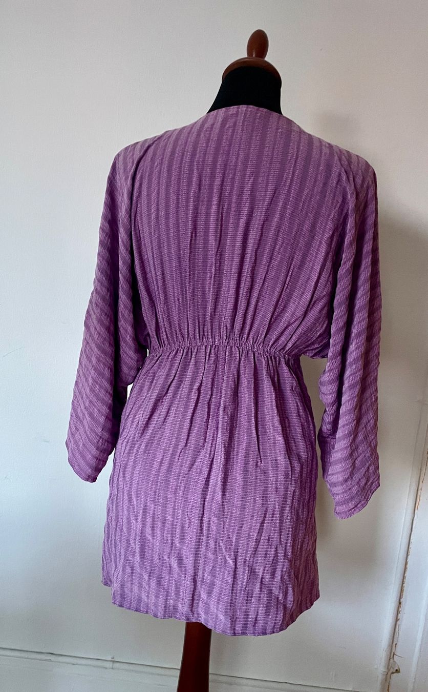 Pull&Bear Robes: Kleid PULL&BEAR Wickeloptik violett Grösse S neuwertig – Neuf (Voir description) à Zürich par mrsjack 1