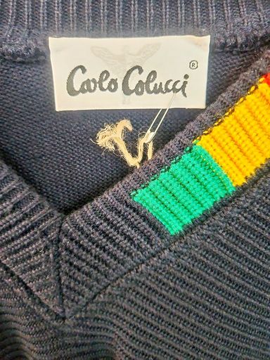 Carlo Colucci Pullover & Sweatshirts: Carlo Colucci Marineblauer V-Ausschnitt Pullover mit buntem – Gebraucht aus Zug von vinokilo 4