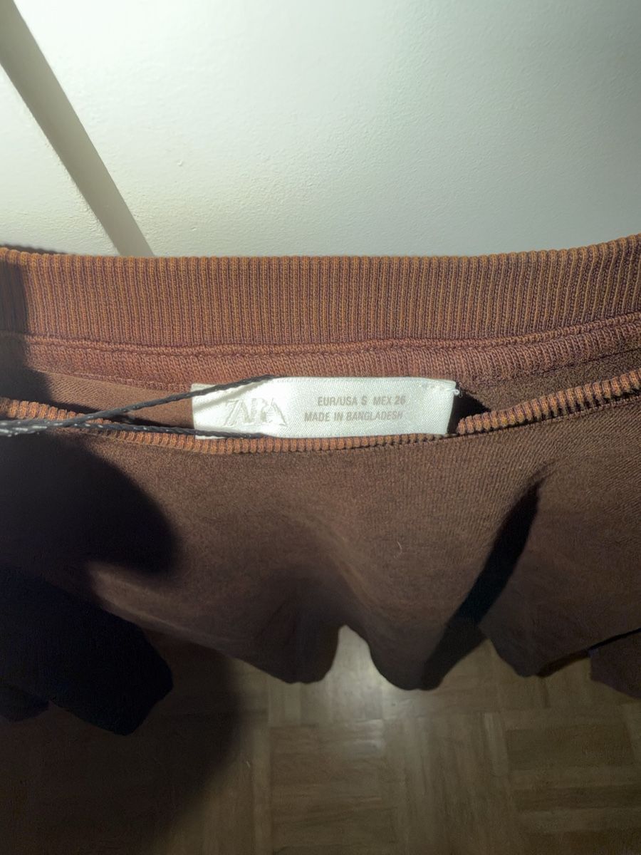 Tops: Neu Zara Oberteil  – Neuf avec emballage d'origine à Biel/Bienne par Peeeep10 2