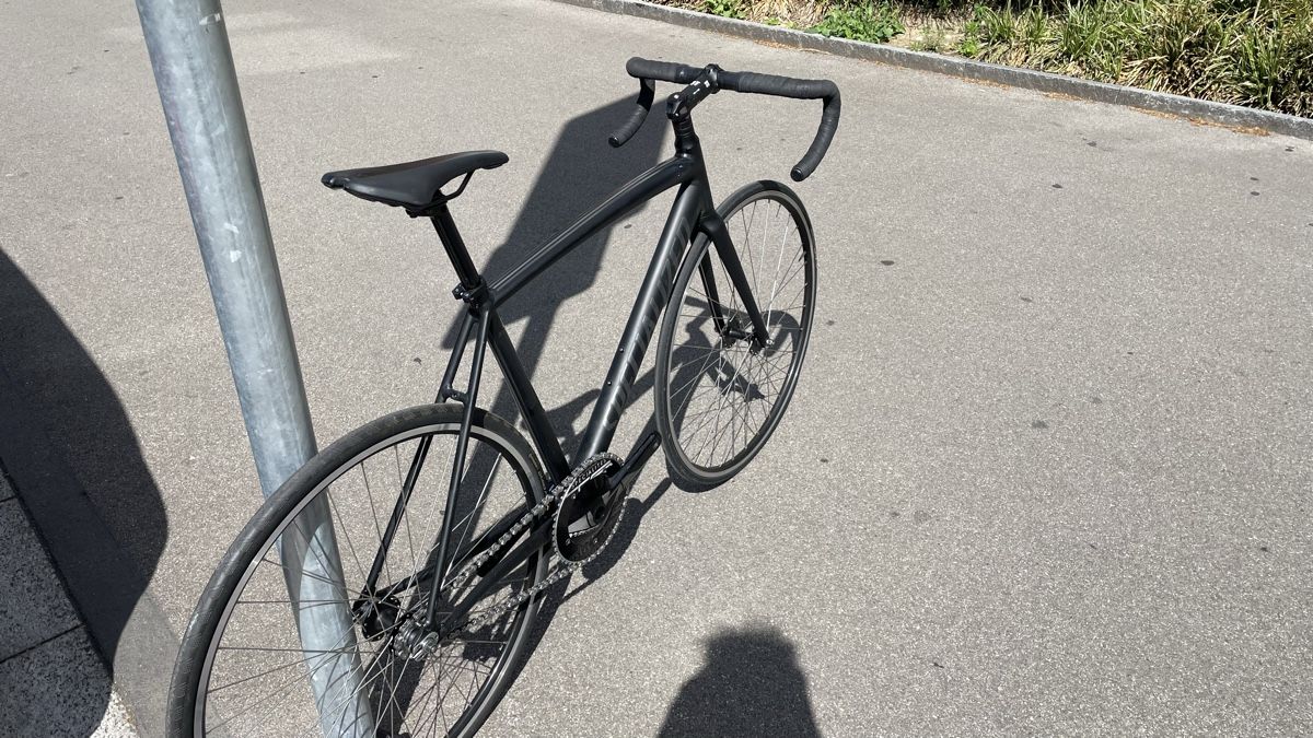 Specialized Biciclette: Specialized Langster Bahn Fixie 56cm – Usato da Zürich venduto da uhya 2