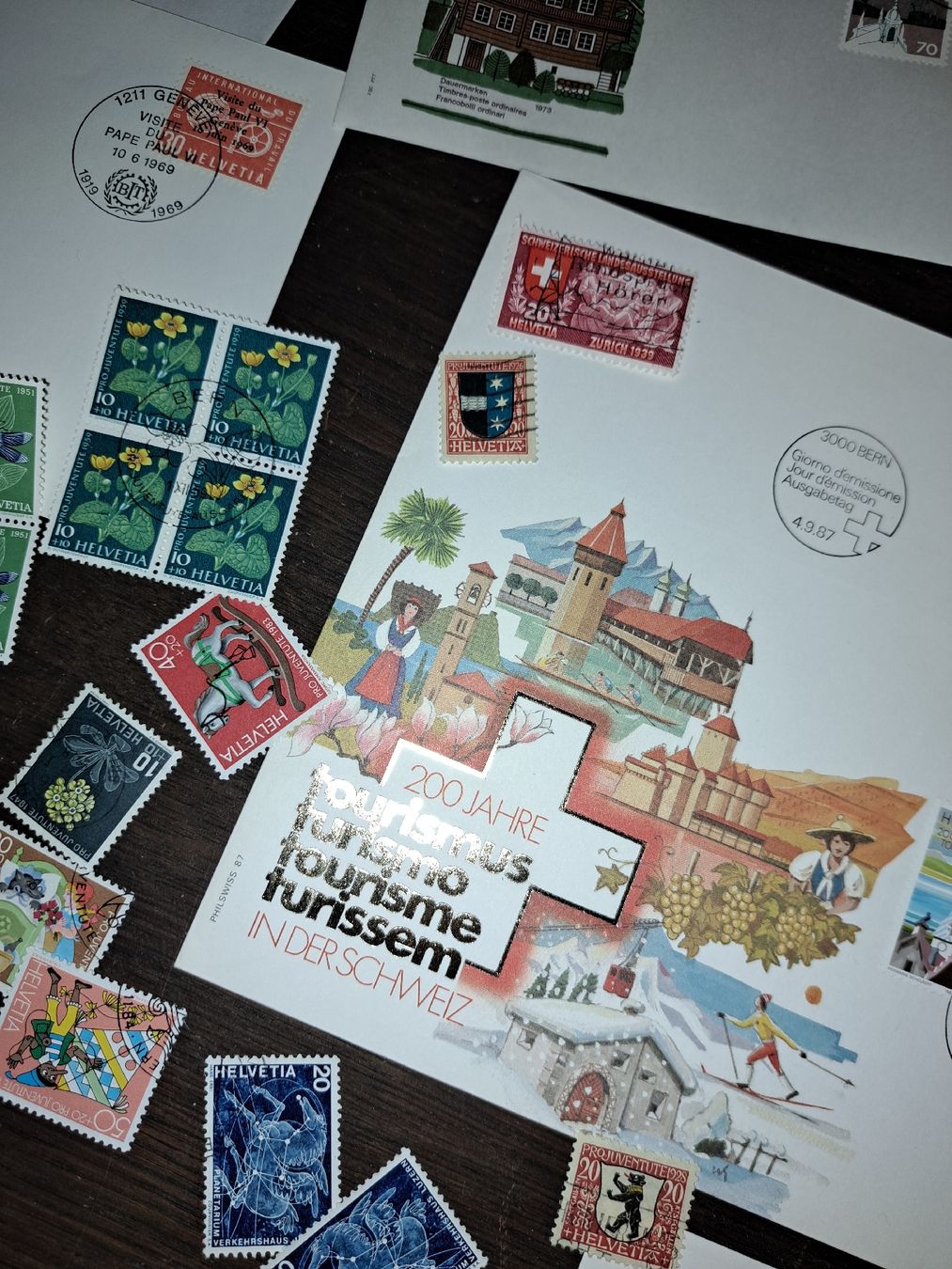 Tous les timbres: Briefmarken  Sammlung  – D'occasion à Kölliken par Upcycling-by-Mc-TAM 5