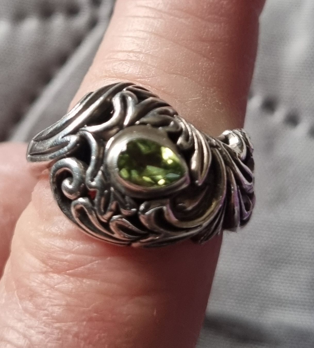Anelli: Ring mit Peridot – Nuovo (secondo la descrizione) da unterägeri venduto da ursiou 2